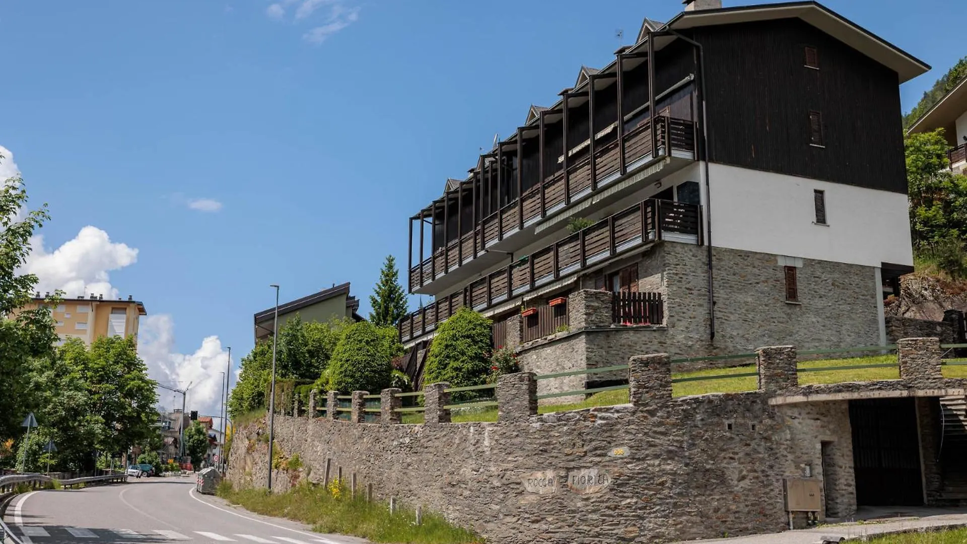 Revo Apartments - Rocca Fiorita Aprica 0*,